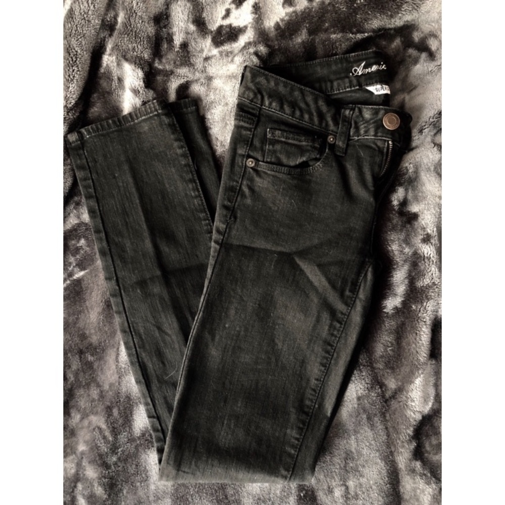 AE Black Wash Skinny Jeans